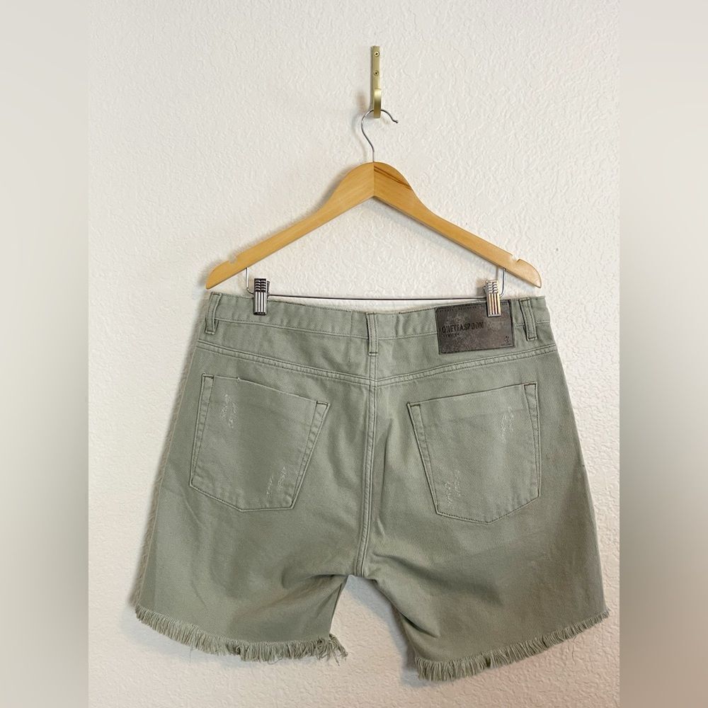 One Teaspoon Free People Stevies Long Length Boyfriend Shorts fade Khaki NWT 28 - Picture 5 of 12